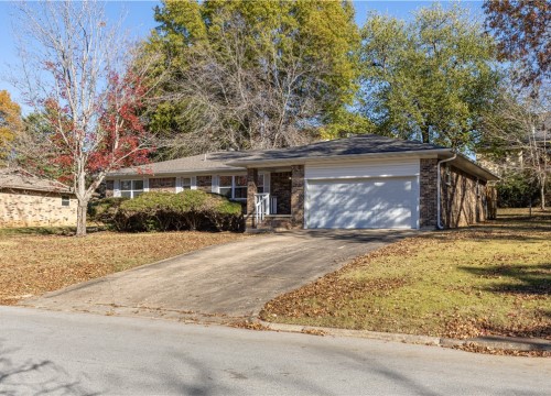 2188 Winwood Drive, Fayetteville AR