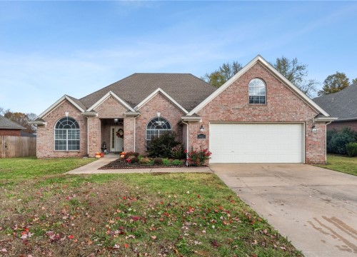 4410 W Castlebury Lane, Fayetteville AR