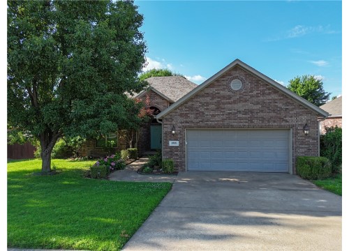 4826 W Plymouth Rock Place, Fayetteville AR