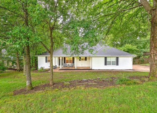 3917 E Caston Drive, Fayetteville AR