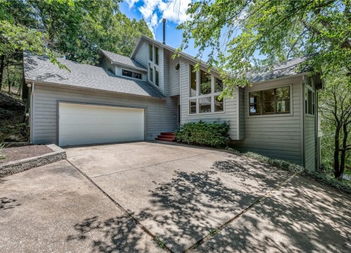 2855 E Hyland Park Road, Fayetteville AR