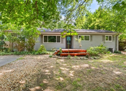 213 E Harold Street, Fayetteville AR