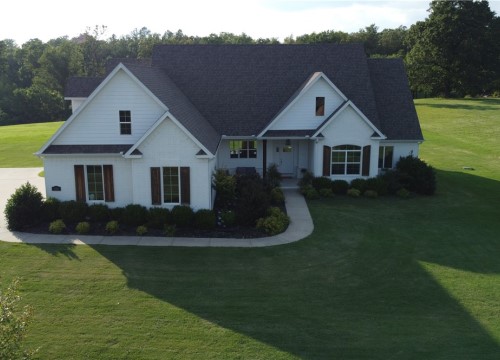 1189 Trail Bluff Drive, Fayetteville AR