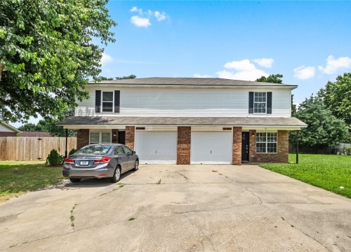 4644 W Dover Street, Fayetteville AR