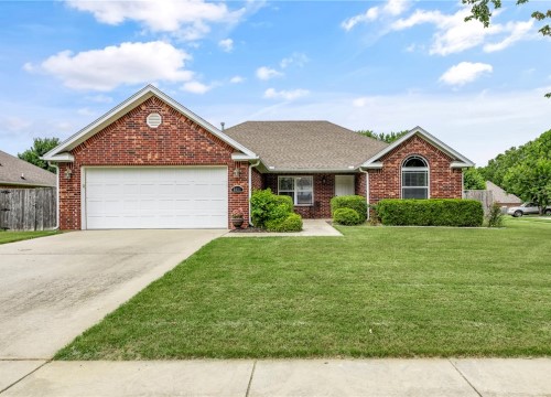 3628 W Clearwood Drive, Fayetteville AR