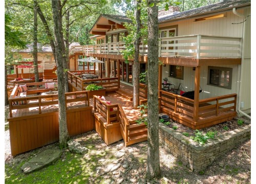 1018 N Canterbury Road, Fayetteville AR