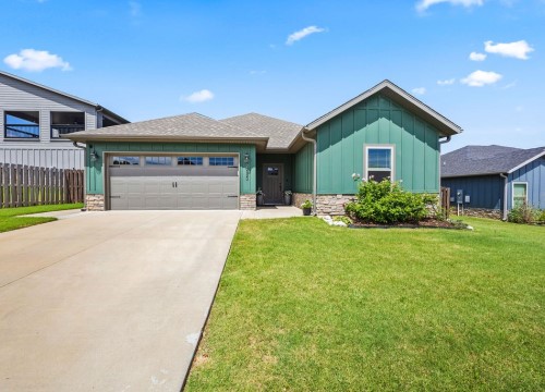 2680 N Justin Drive, Fayetteville AR