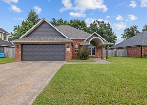 507 College Place, Bentonville AR