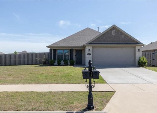 4405 W Anthem Drive, Fayetteville AR