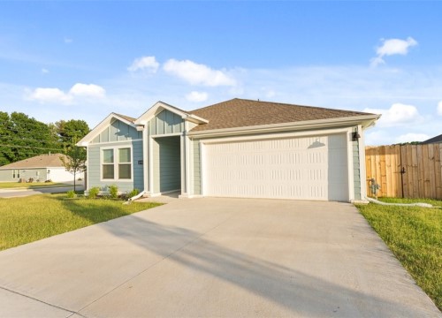 4331 W Glacier Street, Fayetteville AR