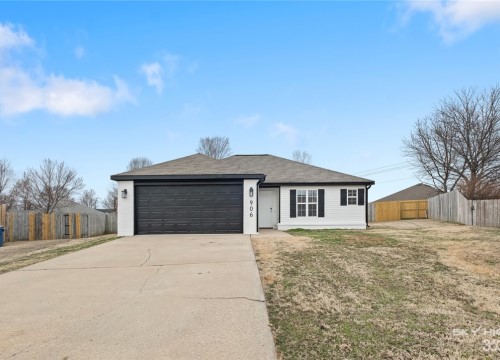 906 SW Terry Lane, Bentonville AR