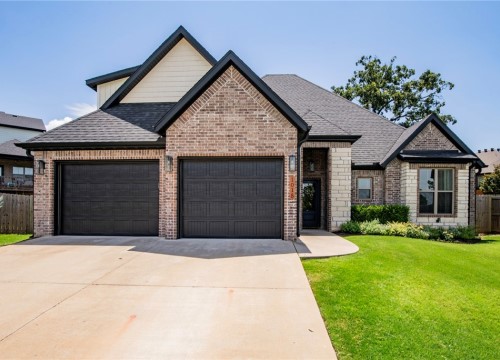 1015 Marbella Court, Cave Springs AR