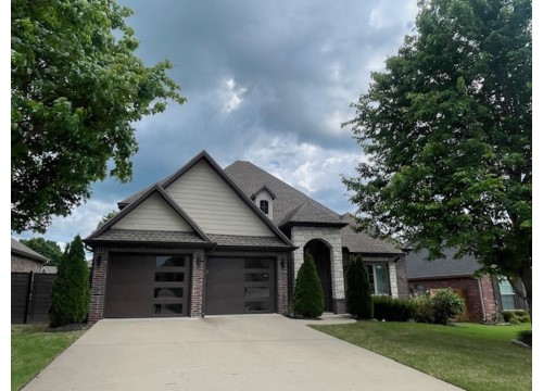 1668 S Sag Harbor Avenue, Fayetteville AR