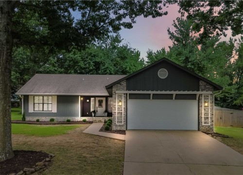 11 28th Circle, Fayetteville AR