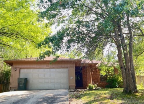 2113 Loren Circle, Fayetteville AR