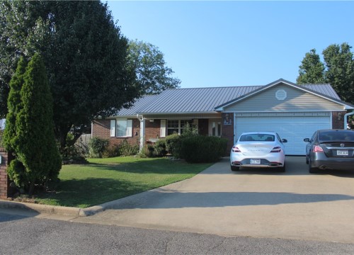911 Tate Street, Clarksville AR