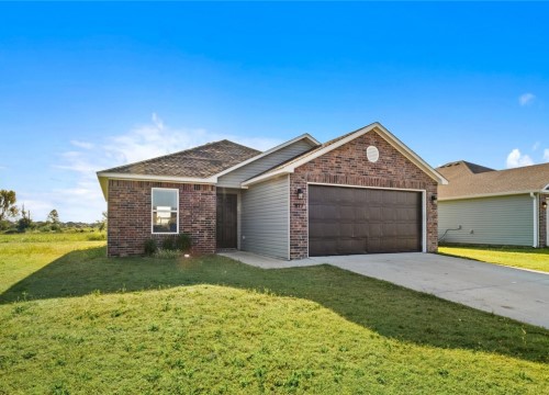 817 S Katlyn Drive, Siloam Springs AR