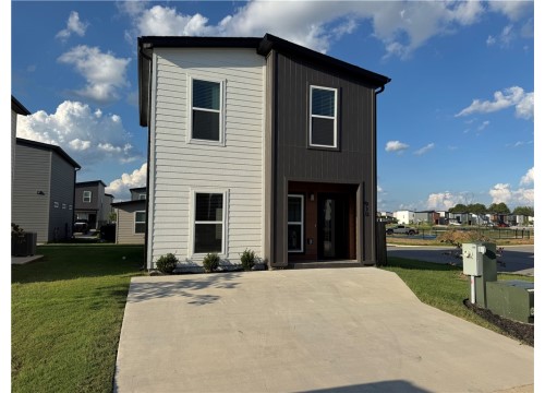 910 Massachusetts Avenue, Bentonville AR