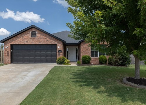 452 Caballo Street, Farmington AR