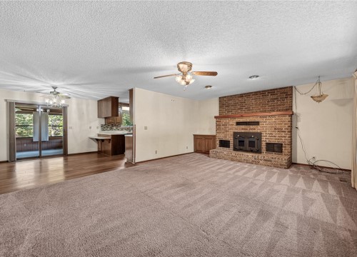 2 Knighton Drive, Bella Vista AR