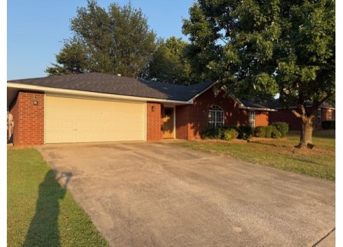 1622 Plum Tree Drive, Fayetteville AR