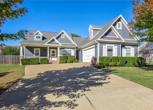 1218 Chancery Lane, Cave Springs AR