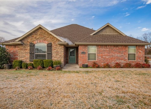 2955 N Raven Lane, Fayetteville AR