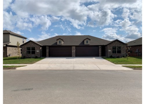 442 Rama Street, Centerton AR