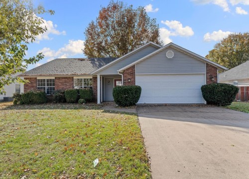 3277 W Barite Drive, Fayetteville AR
