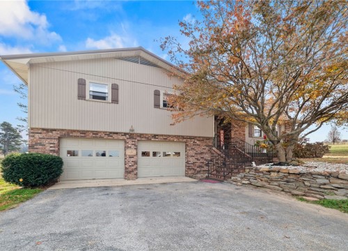 6453 Whispering Pine Road, Harrison AR