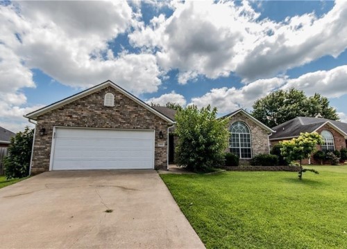 3903 SW Cherry Road, Bentonville AR