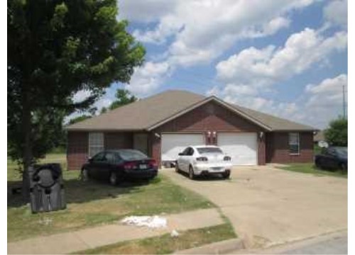 859 Meadowlands Drive, Centerton AR