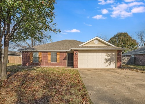 804 Tyler Street, Centerton AR