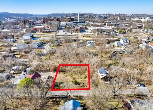 11 N Willow Avenue, Fayetteville AR