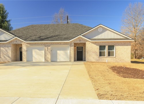 655 N Genevieve Avenue 2, Fayetteville AR