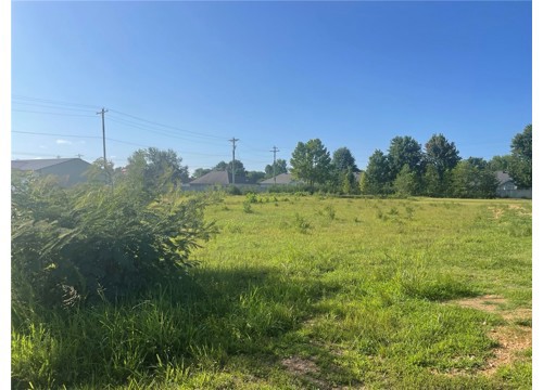 2119 N Center Street, Fayetteville AR