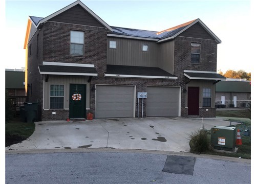 1139 S Tottenham Court, Fayetteville AR