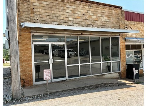 105 S College Street, Huntsville AR