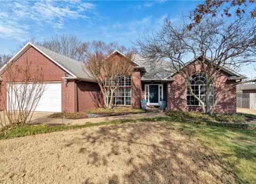 4450 W Sandingham Street, Fayetteville AR