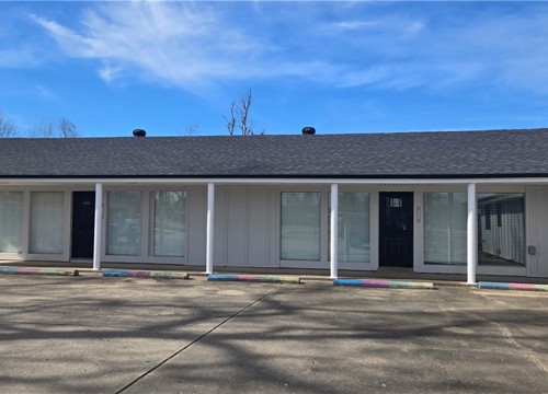 911 N Walton Boulevard B, Bentonville AR