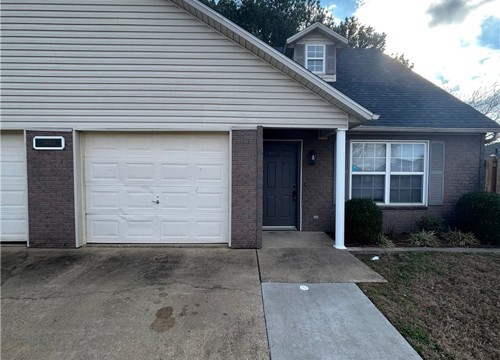 3403 SW Victoria Place, Bentonville AR