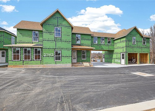 2742 E Black Walnut Circle, Fayetteville AR