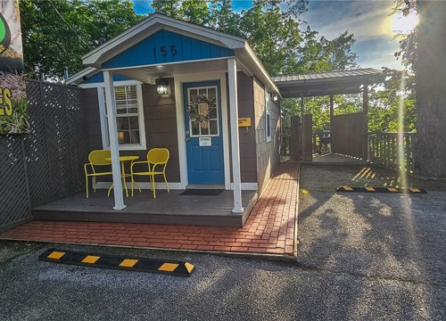 155 W Van Buren, Eureka Springs AR