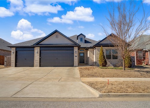 615 N Phoenix Road, Fayetteville AR