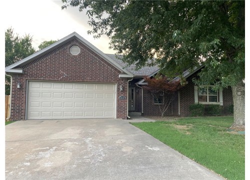 2949 Bluegrass Place, Fayetteville AR