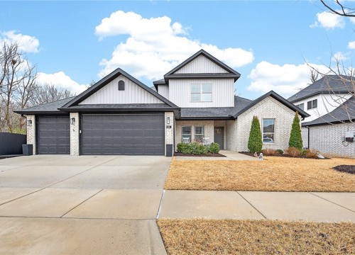 694 N Phoenix Road, Fayetteville AR