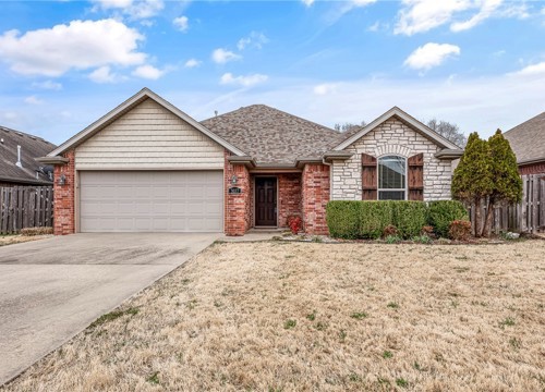 3037 N Azure Avenue, Fayetteville AR