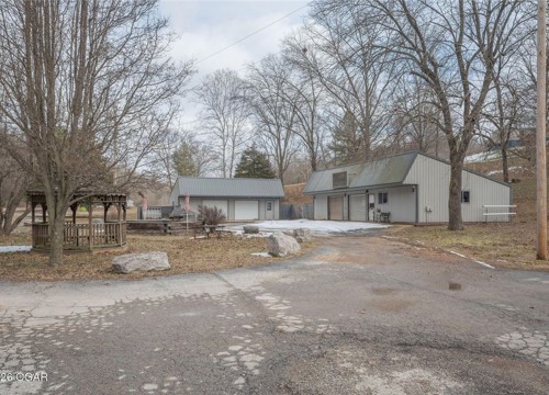 17 Stoneville Lane, Goodman MO