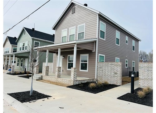 708 E Johnson Avenue A, Springdale AR