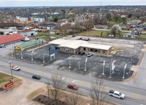 1802 S 8th Street, Rogers AR